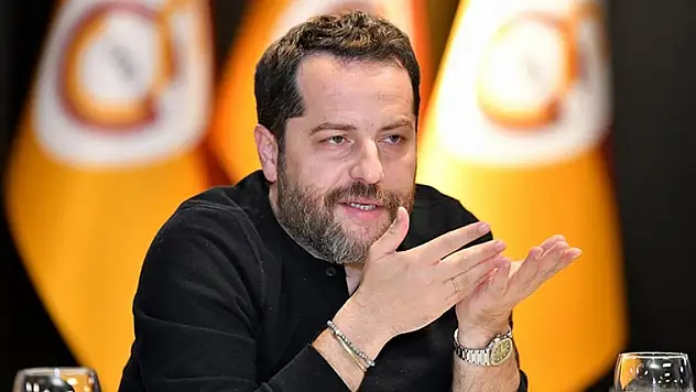 'Futbolda bahis soruşturması'nda sıcak gelişme! Erden Timur ve beraberindekiler adliyeye sevk edildi