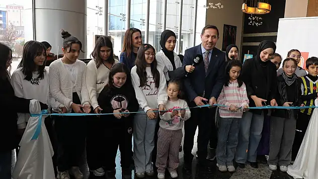 Karatay'da 13 haftalık sanat serüveni... Genç yeteneklerden görsel şölen!