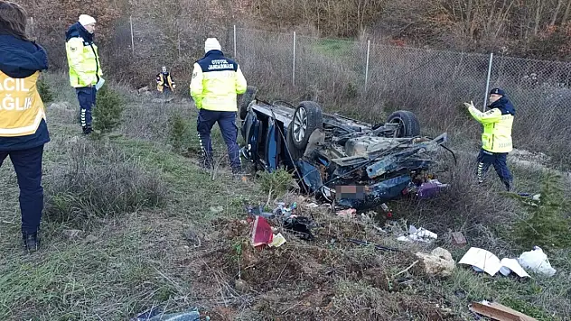 İstanbul-İzmir Otoyolu'nda feci kaza... 1 ölü, 2 ağır yaralı