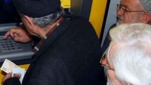 100 bin kişiye erken emeklilik