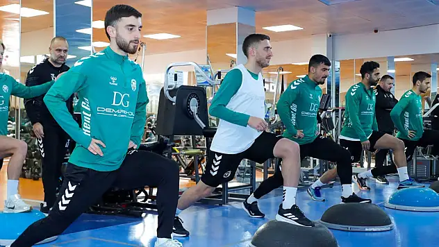 Konyaspor kamp öncesi son kez çalıştı, rota Antalya