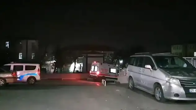 Husumetlisini sitenin bahçesinde pompalı tüfekle vurarak öldürdü