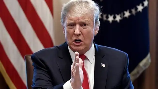 Trump'tan Maduro açıklaması: Televizyon şovu izler gibi izledim