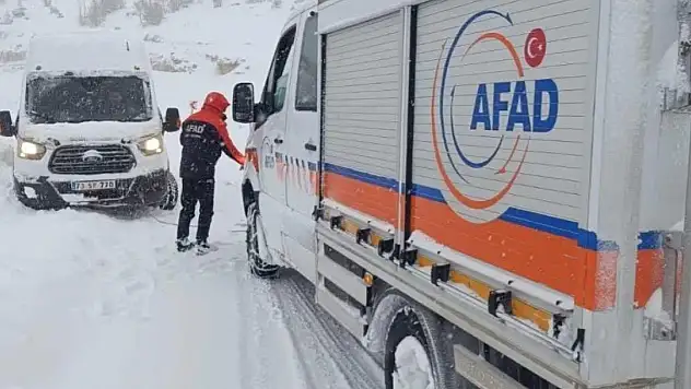 İçişleri Bakanı Yerlikaya'dan karla mücadele çalışmalarına ilişkin açıklama