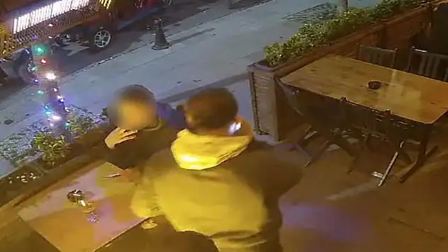 Yediler içtiler hesabı ödemeye gelince kaçtılar