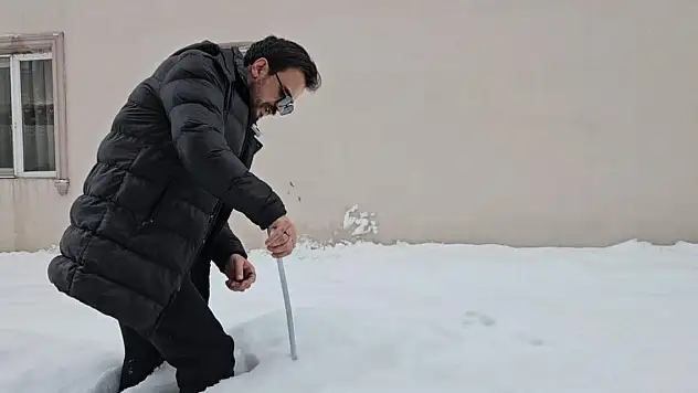 Kar kalınlığı 80 santimetreyi buldu