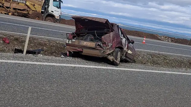 Konya'da otomobil devrildi: 2 yaralı