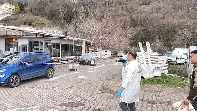 Husumetlisini av tüfeğiyle yüzünden vurdu