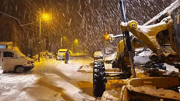 Konya'nın kayak merkezi beyaza boyandı