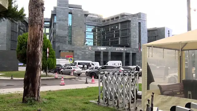 Kartal Bölge Adliye Mahkemesi'nde silahlı saldırı: Savcı, hakimeyi vurdu