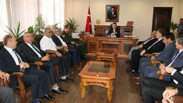 Kulu protokolü bayramlaştı