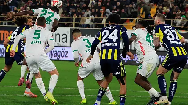 Alanya'da Talisca fırtınası! Fenerbahçe geri dönmeyi bildi