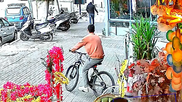 Hırsızlık yaptı, 'İlgim olduğu için dayanamadım' dedi