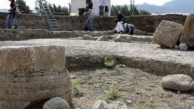'Antik hipodrom' gün yüzüne çıkarılıyor