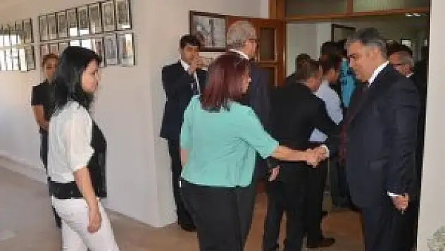 Başkan Özgüven, Belediye personeliyle bayramlaştı