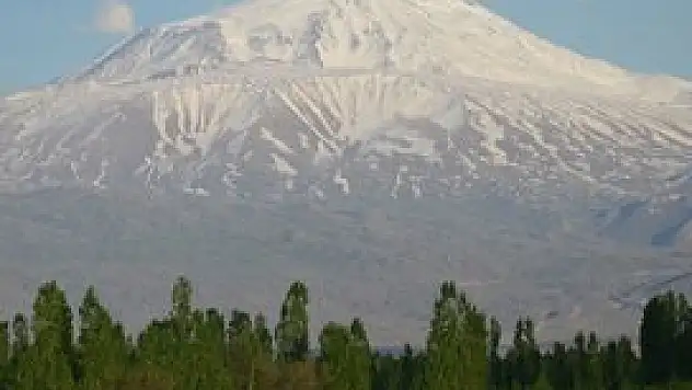 Ağrı Dağı bilim adamlarını bekliyor