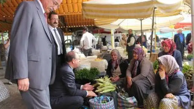 MHP adayları Seydişehir'de seçmenle buluştu