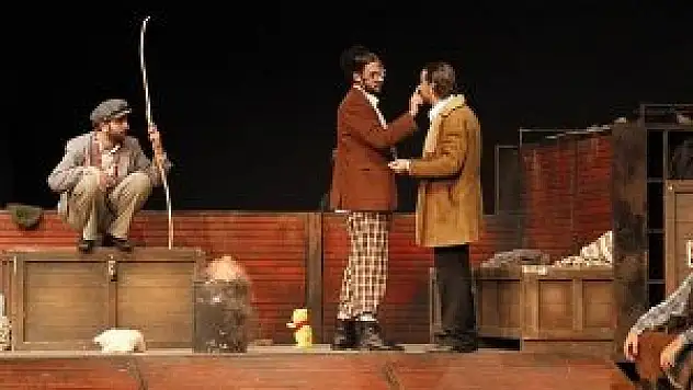 Devlet Tiyatroları sezonu açtı