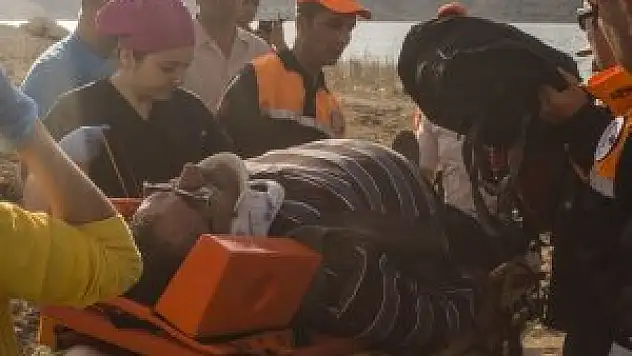 Kayalıklardan düşen Kıbrıs gazisini AFAD ekipleri kurtardı