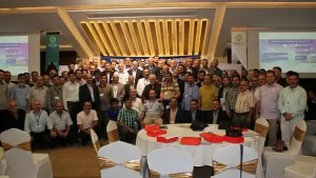 Gençlik ve sorunları Ribat öncülüğünde Konya'da konuşuldu