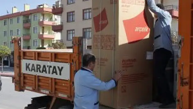 Karatay Belediyesi ihtiyaç sahibi ailelerin yanında