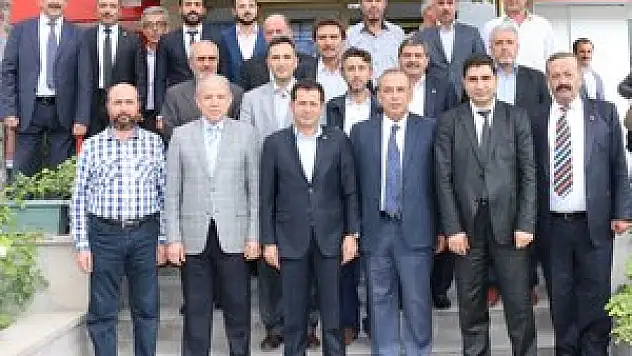 Ziya Altunyaldız, KONESOB'u ziyaret etti