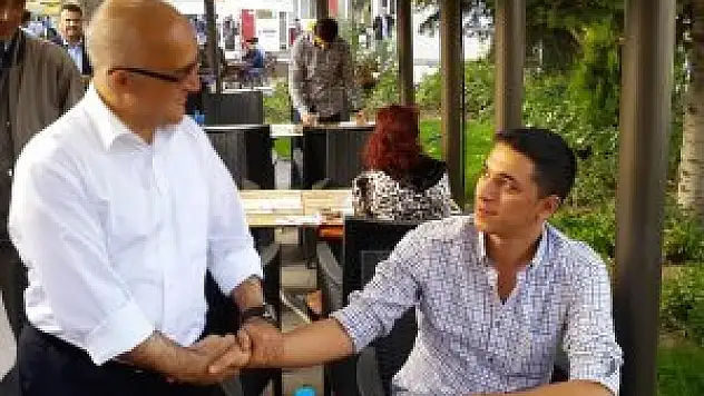 Sait Gönen, gençlerden oy istedi