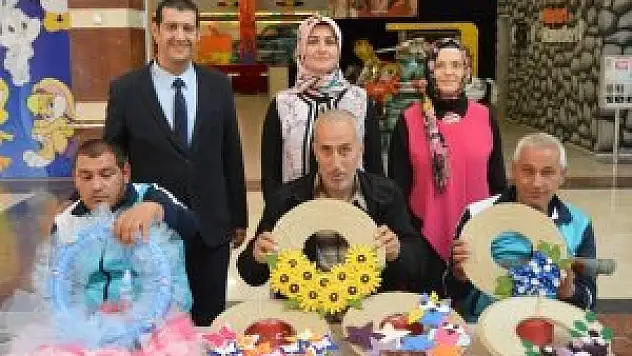 'Yeniden Hayata' sergisi ziyarete açıldı