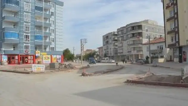 Ereğli'de kavşak düzenleme çalışmaları sürüyor