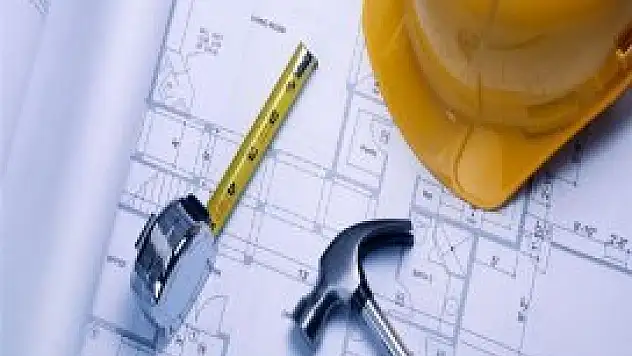 İstihdam yüzde 1,0 azaldı.