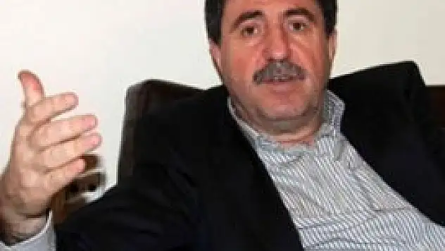 Altan Tan istifa etti!