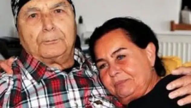 Memduh Ün hayatını kaybetti