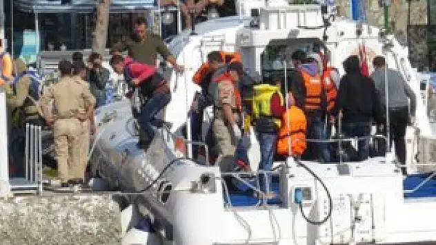 107 göçmen son anda kurtarıldı