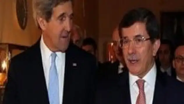 Davutoğlu'ndan Kerry'e Gezi Parkı tepkisi