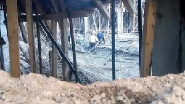 Nevşehir'de okul inşaatında göçük: 3 yaralı