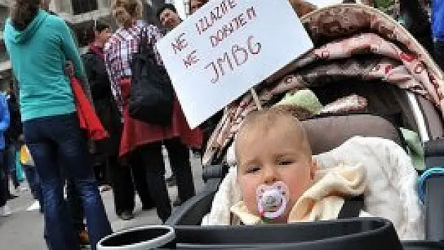 Bosna'da 'vatandaşlık numarası' protestosu