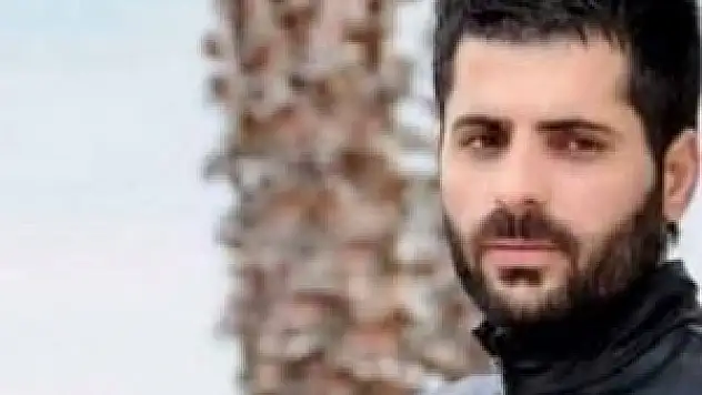 Genç şarkıcı sahnede öldürüldü!