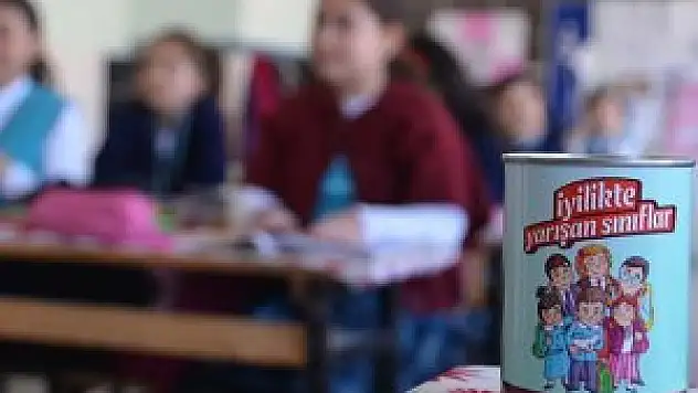 Öğrenciler yetimlere sahip çıkıyor