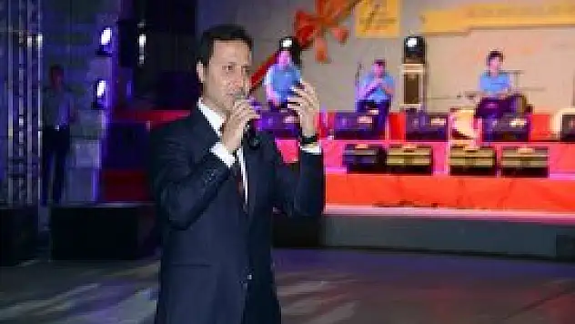 Orhan Hakalmaz'dan  türkü ziyafeti