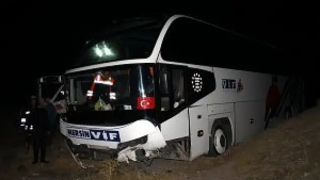 Aksaray'da otobüs şarampole yuvarlandı: 19 yaralı