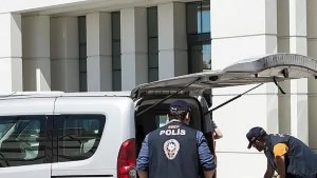 Koza İpek bilgisayarlarından yüzlerce himmet dökümanı çıktı