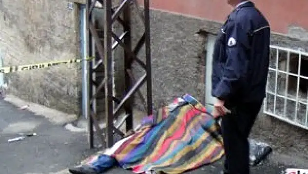 Suriyeli şahıs sokakta ölü bulundu