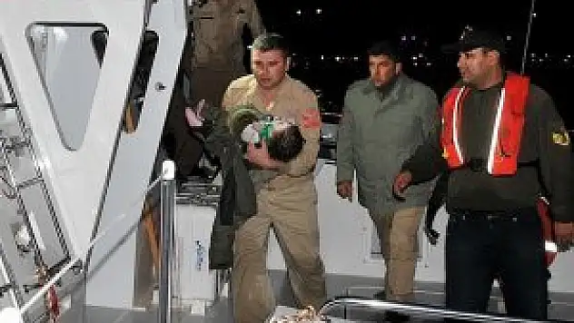 Ege Denizi'nde sığınmacıları taşıyan tekne battı