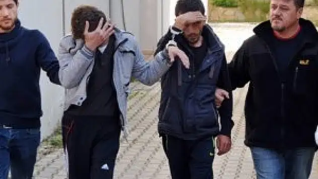 Kadın polis de kapkaç kurbanı oldu