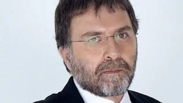 Ahmet Hakan geri vitese taktı