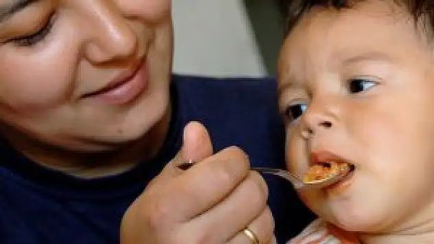 'Bebeklikte alınan fazla tuz tansiyon hastası yapabilir'