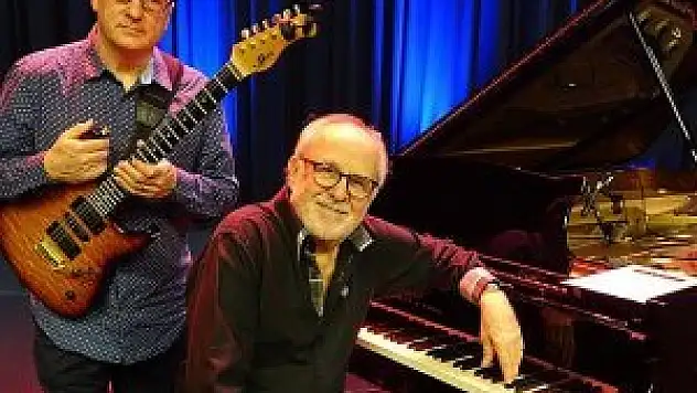 'Türk müziğinin ritimleri' Fourplay'in piyanisti Jamese'i büyüledi