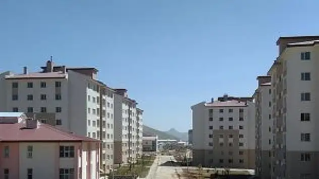 TOKİ 3 bin 635 konutu emeklilere tahsis etti