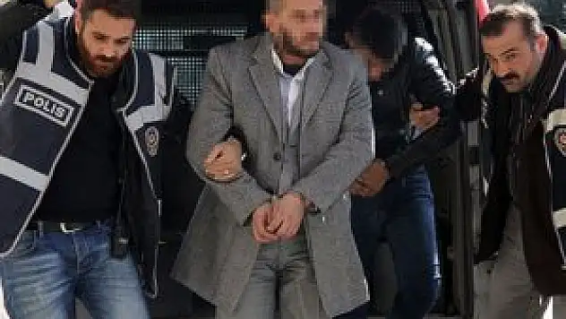 Çekirdek yüzünden öldürüldü