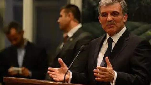 Türk demokrasisi test ediliyor